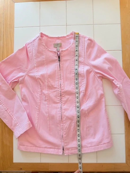 Barbie Pink Jean Jacket Medium (8) LOGO Lori Goldstein Bubblegum Pink ZipUp NWOT - Picture 12 of 14